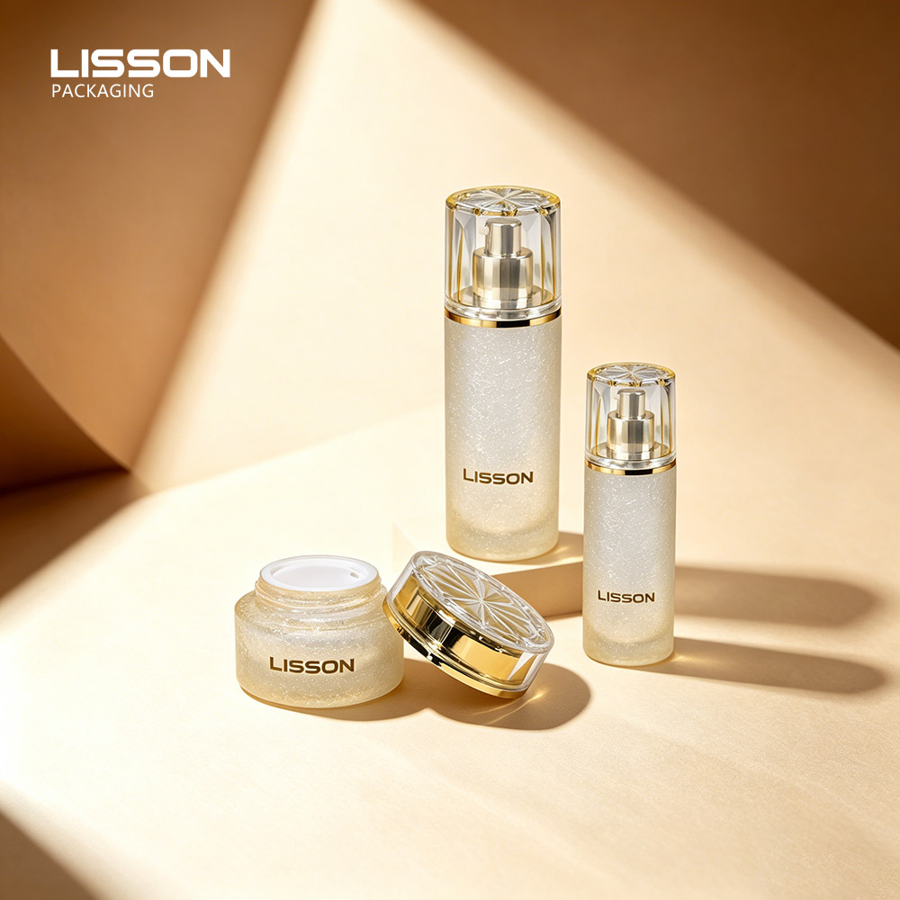Que testes devem ser feitos em amostras de embalagens cosméticas antes da produção em massa?