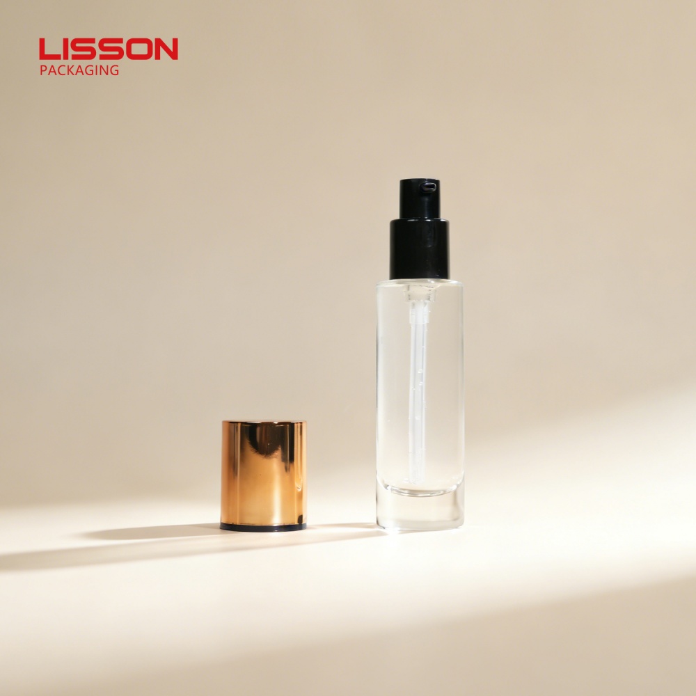 Por que uma fórmula cosmética espessa causa problemas com a bomba dosadora?